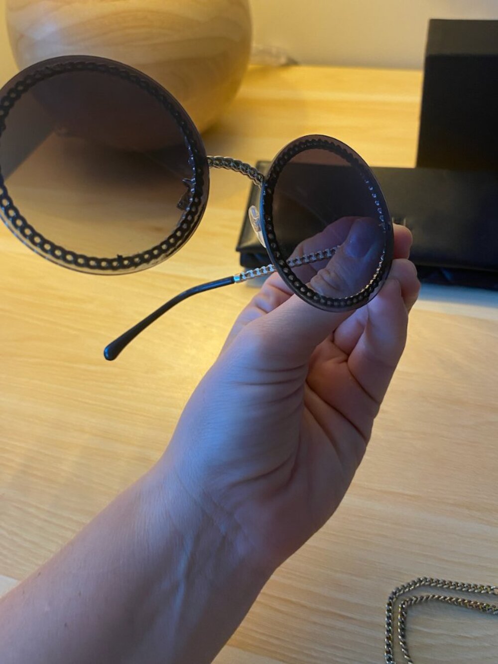 CHANEL Sunglasses with Gold Chain - Picture 9 of 10